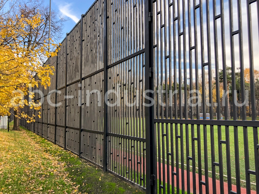 Забор в парке Черкизово